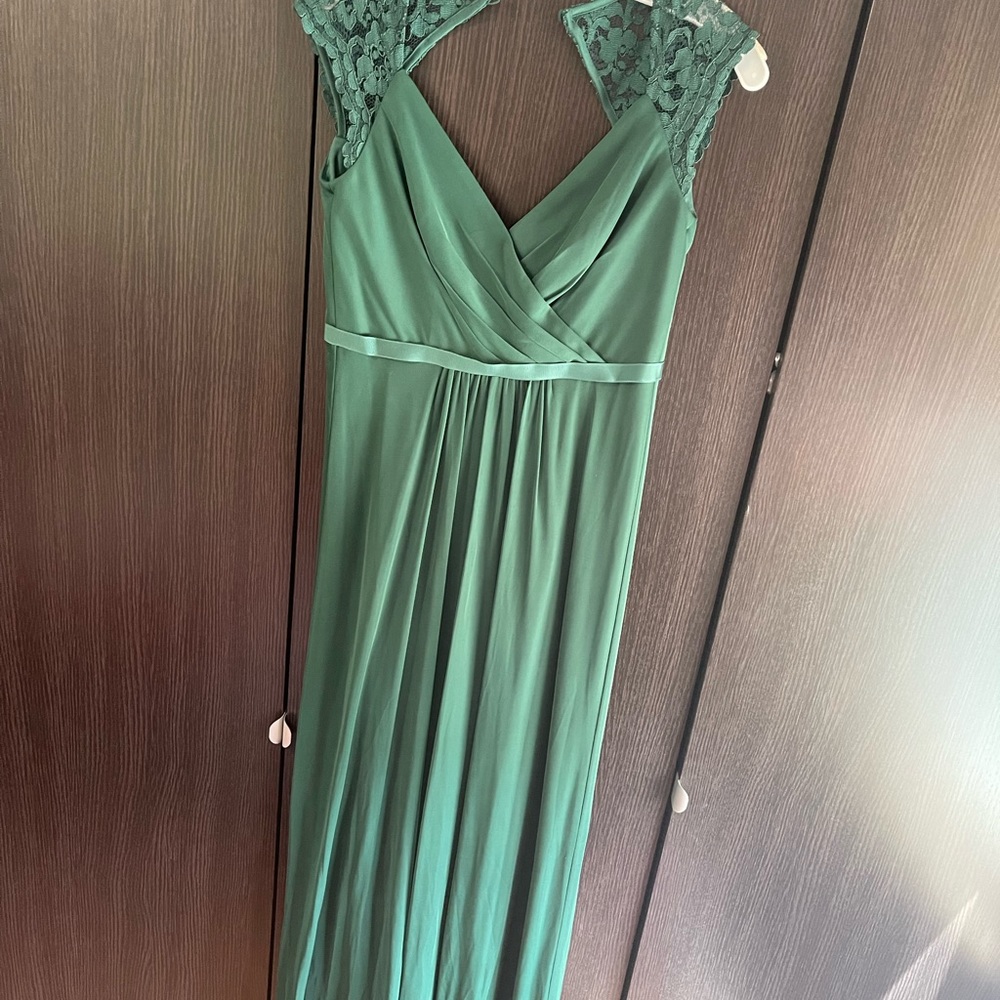 David’s Bridal Malibu long mesh bridesmaid dress with lace sleeves NWT